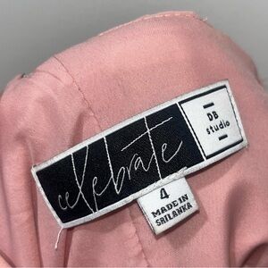 David’s Bridal Bridesmaid dress size 4. Sewn in cups. In the color ballet.